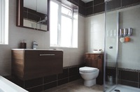 Bathroom Fitters Business Card  by Templatecloud